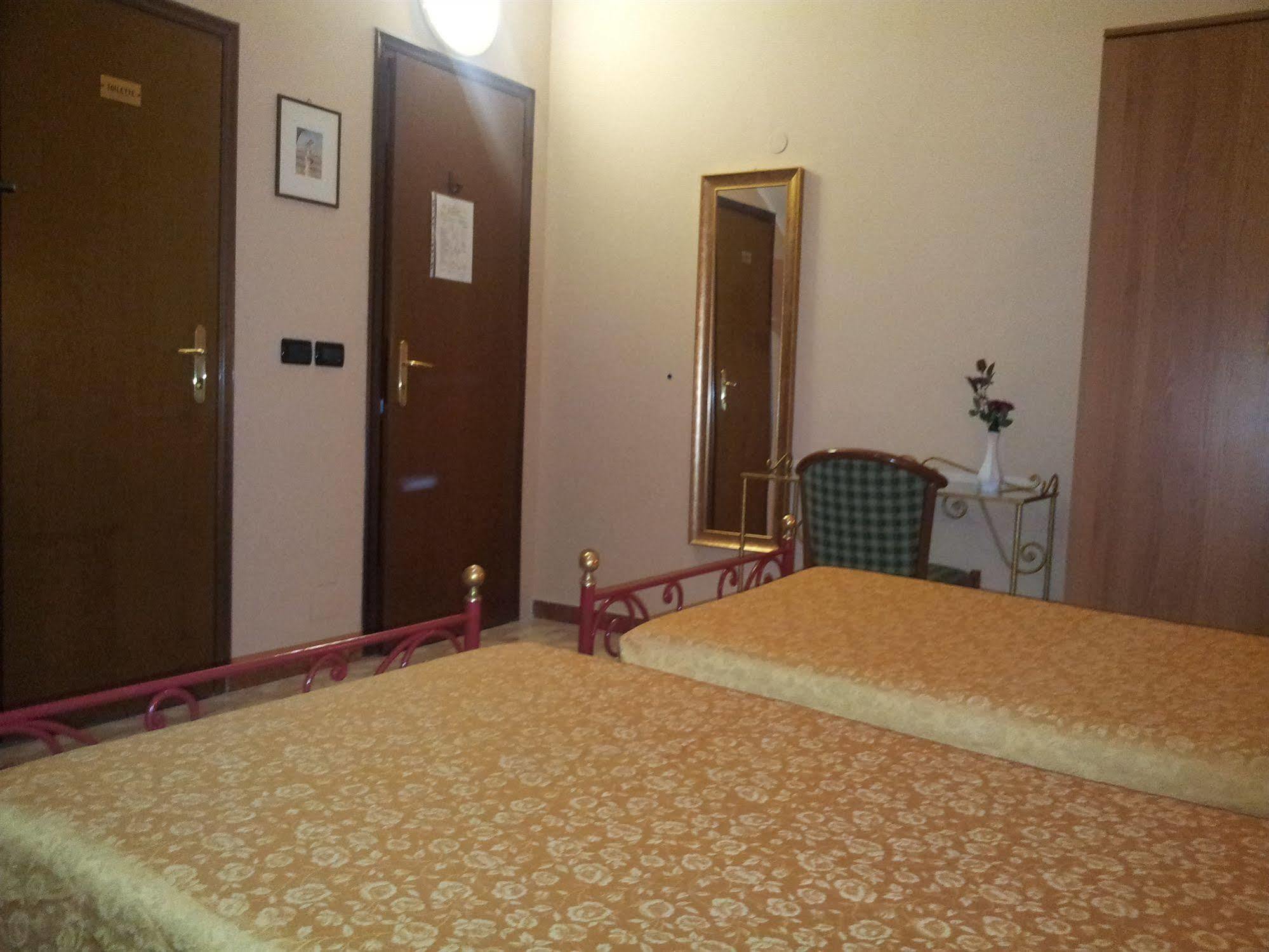 Hotel Imperial Turin Luaran gambar